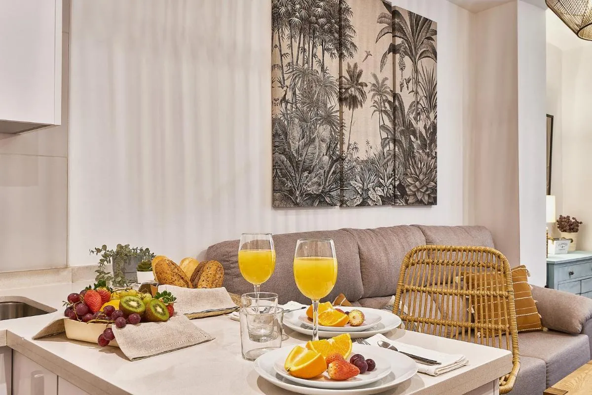 Image 3 of Sunset Apartment – City Center