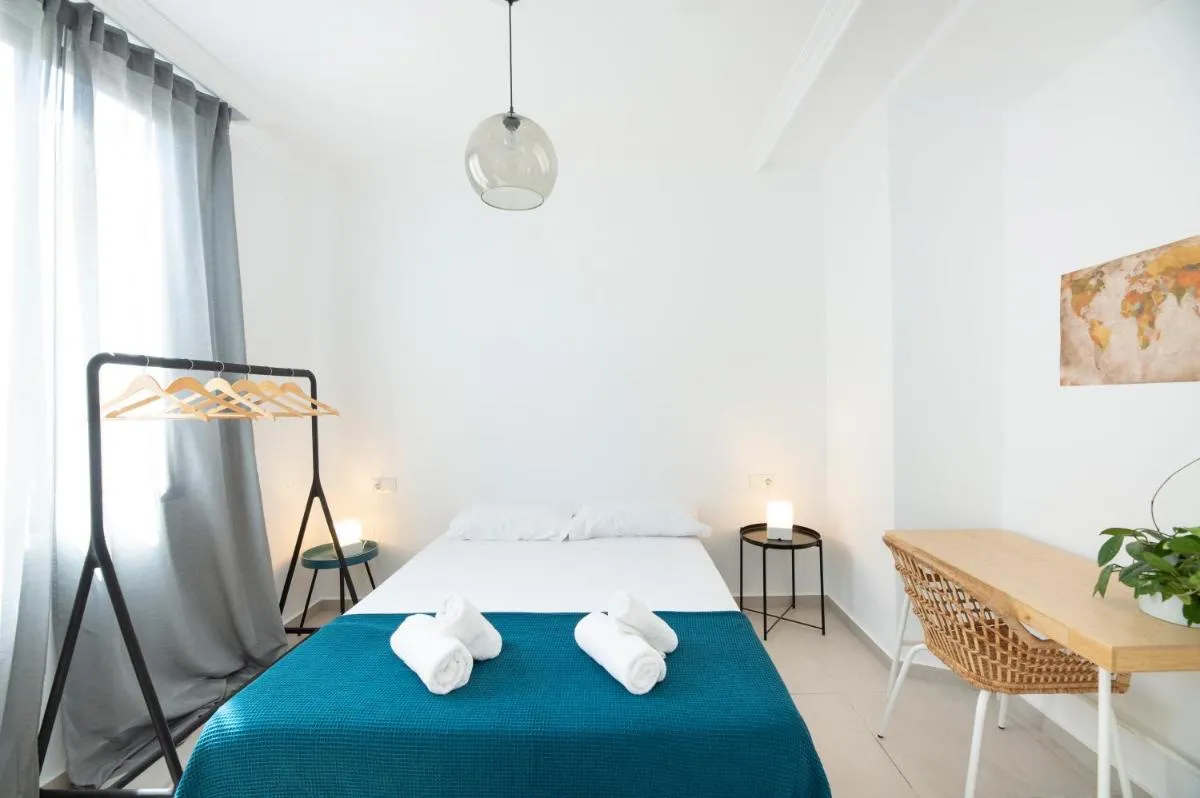 Image 6 of The 14 Alvarez Street, central apartment ideal for a short group visit
