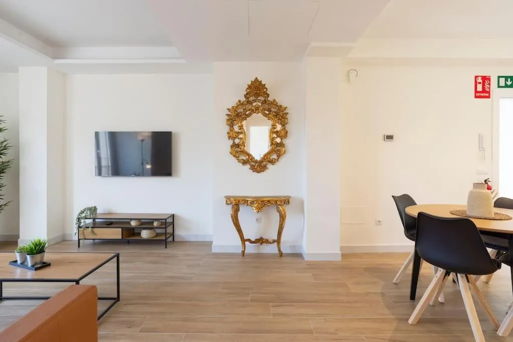 Image 1 of Tribuna III by ELE Apartments