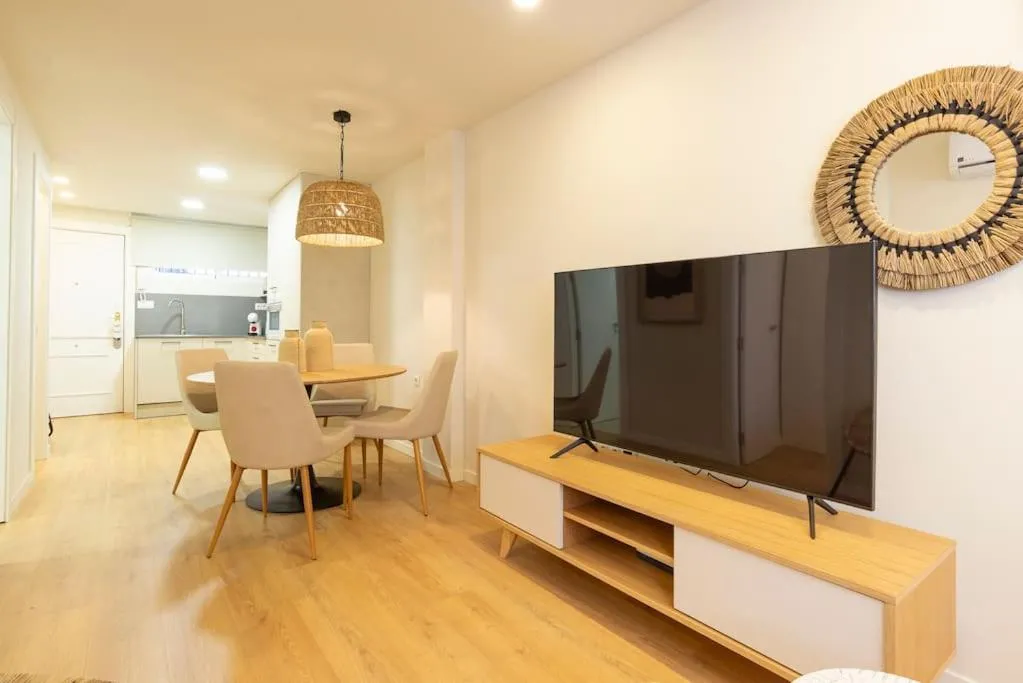Image 4 of Trinidad & central apartment by ELE Apartments