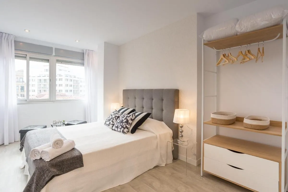 Image 6 of Urbe10 Angel Ganivet 2 Bedrooms Apartment