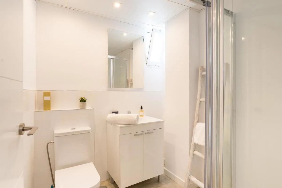 Image 2 of Urbe10 Angel Ganivet 2 Bedrooms Apartment