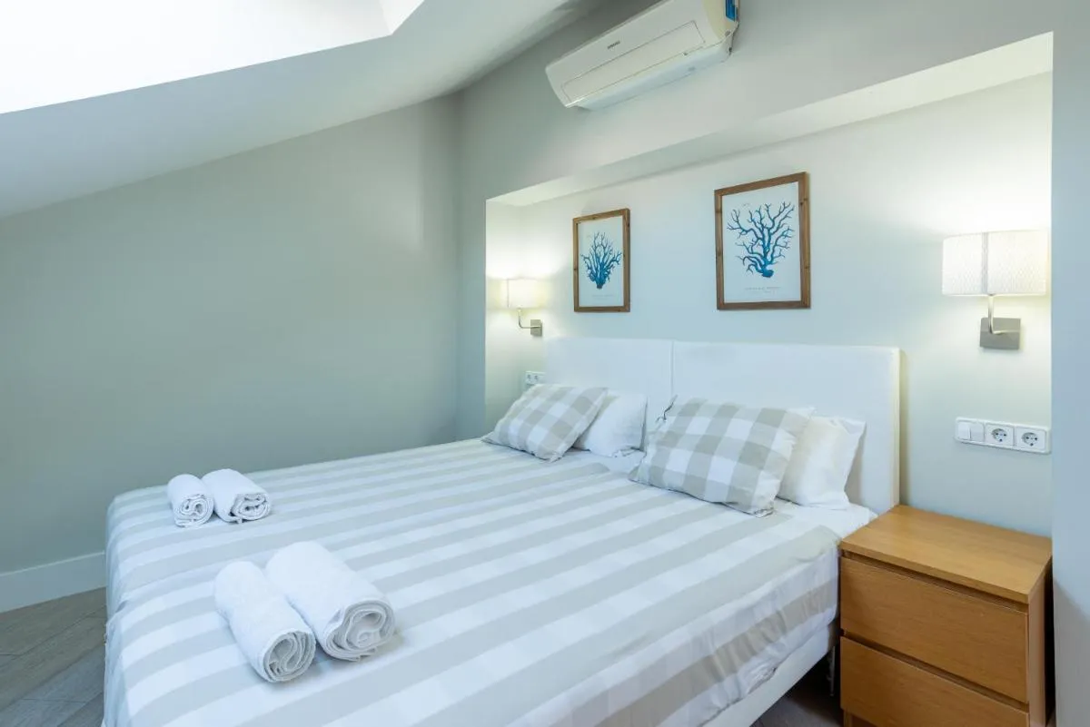 Image 1 of Urbe10 Angel Suites duplex 2 Bedrooms 4C
