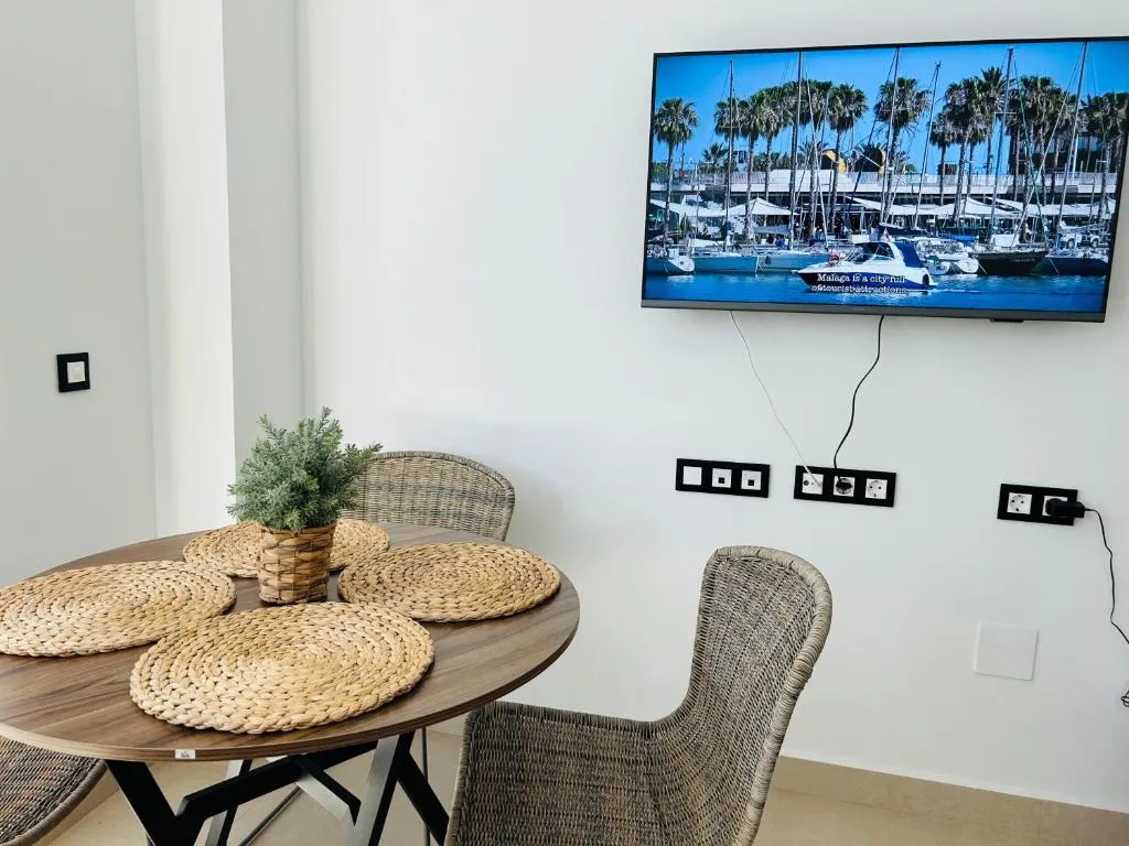 Image of Victoria Beach Premium