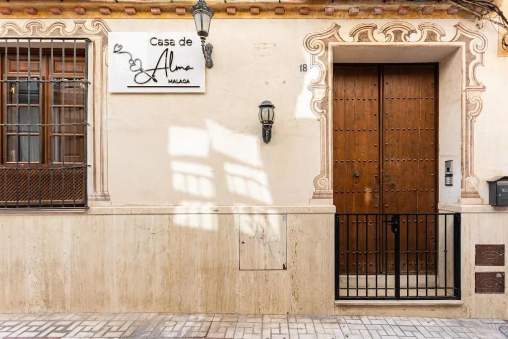 Image 1 of 1. Casa de Alma. Apartment in historic house