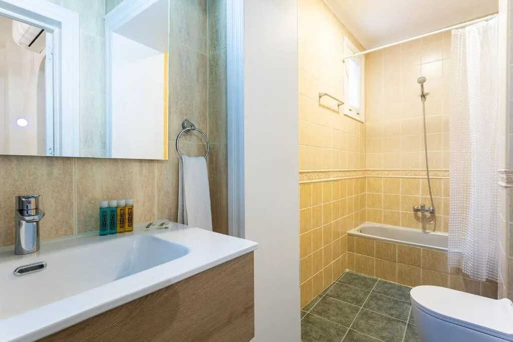 Image 5 of 1. Casa de Alma. Apartment in historic house