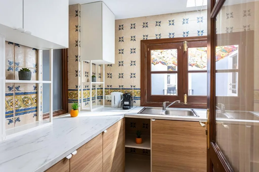 Image 1 of 5. Casa de Alma. Apartment in historic house