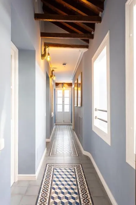 Image 4 of 5. Casa de Alma. Apartment in historic house