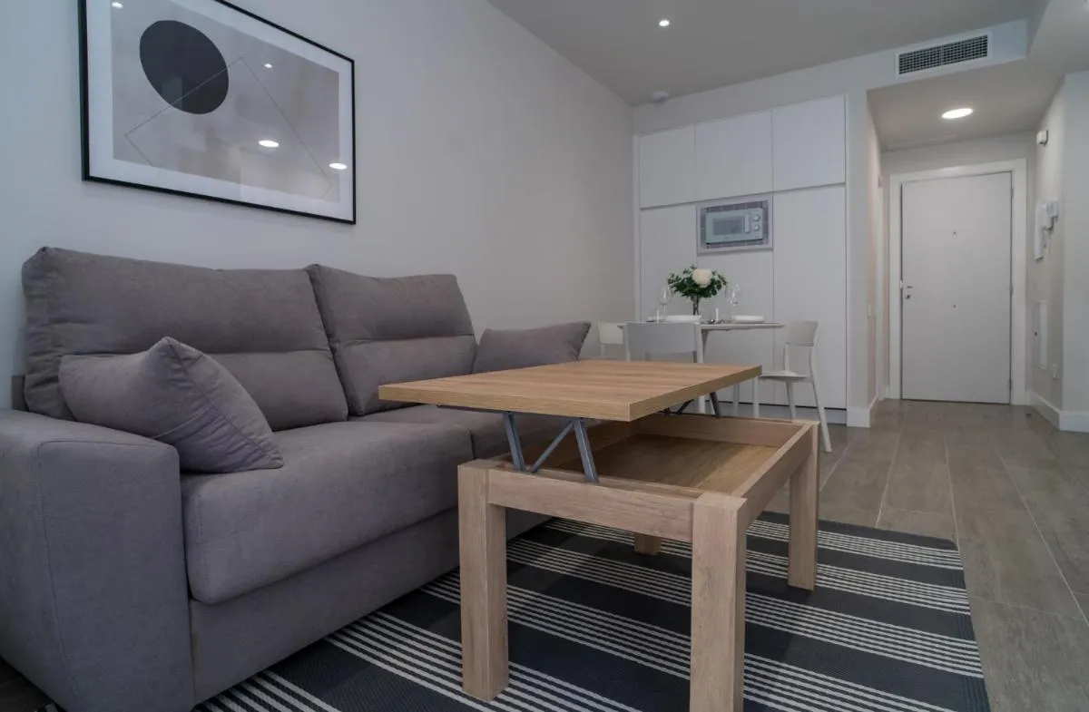 Image 2 of AAC Málaga – Apartamento luminoso y nuevo, a 1,3km del centro de Málaga