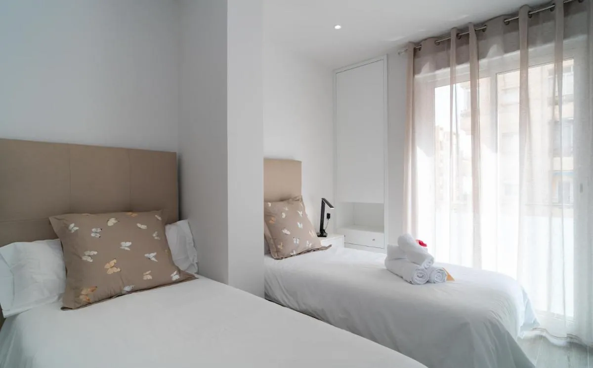 Image 3 of AAC Málaga – Apartamento luminoso y nuevo, a 1,3km del centro de Málaga