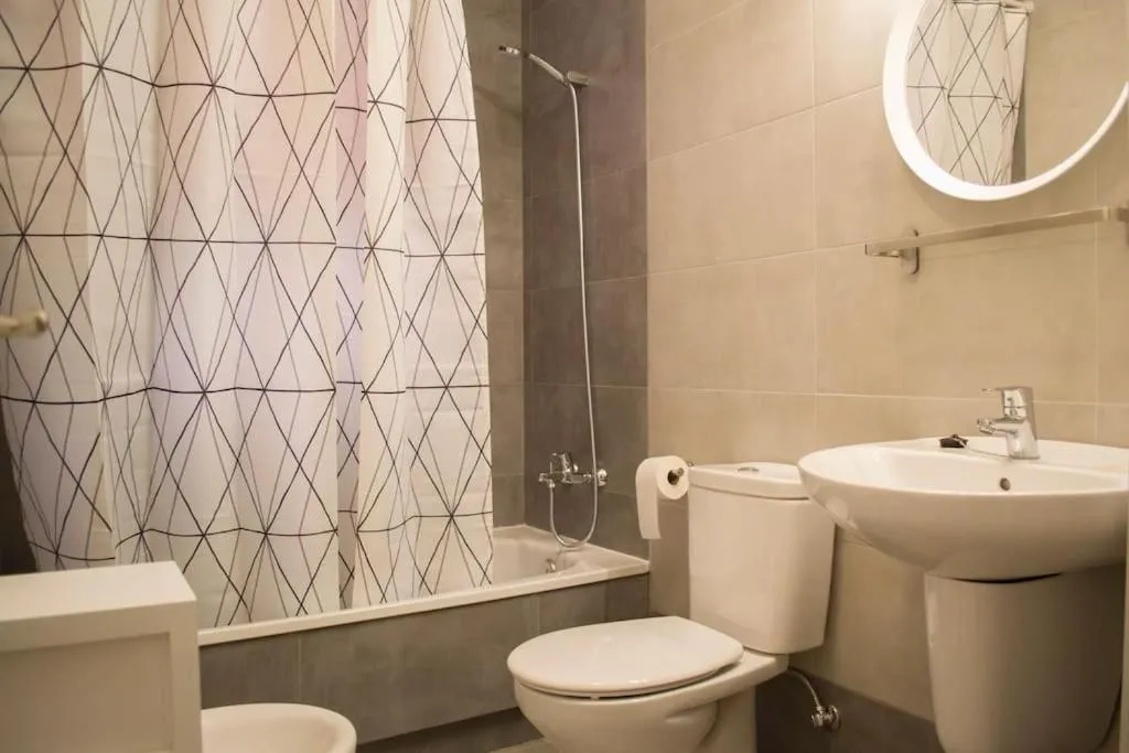Image 3 of APARTAMENTO AL LADO DE LA CASA DE PICASSO
