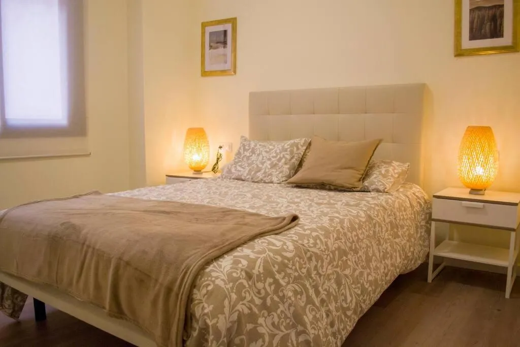 Image 6 of APARTAMENTO AL LADO DE LA CASA DE PICASSO