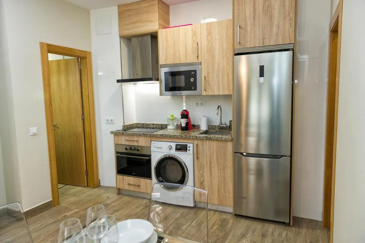 Image 2 of APARTAMENTOS ONNIGHT