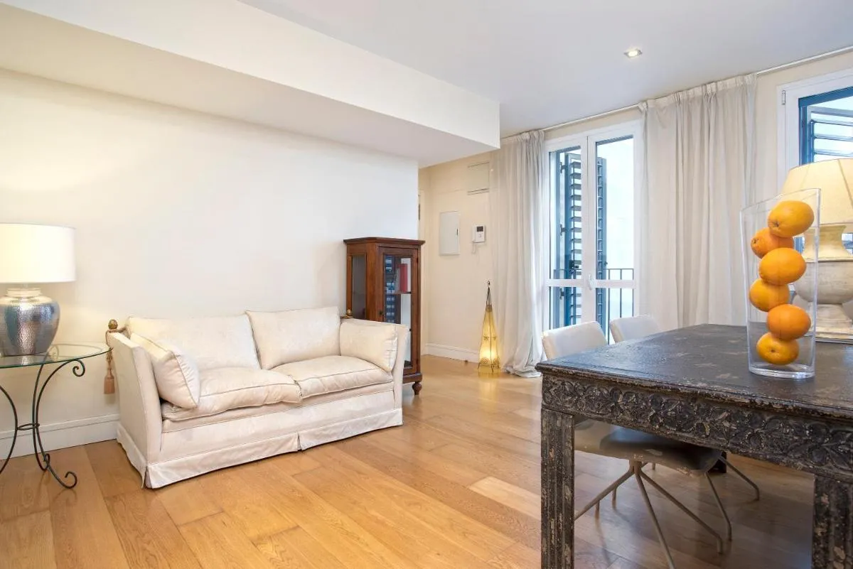 Image 3 of Acogedor apartamento junto a la Catedral by Rent Me