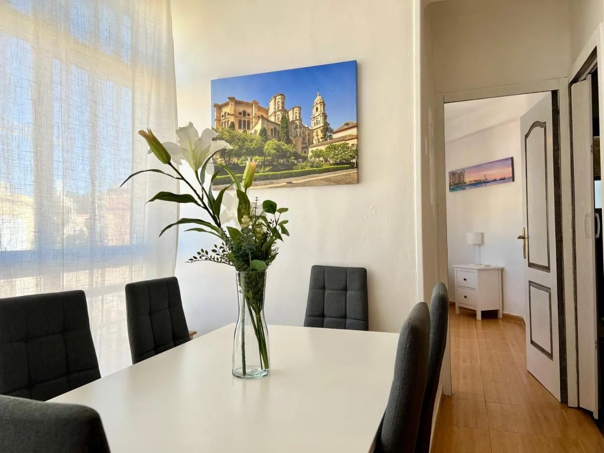 Image 3 of Amazing 3Bedroom Apartment in Capuchinos by Easytrip
