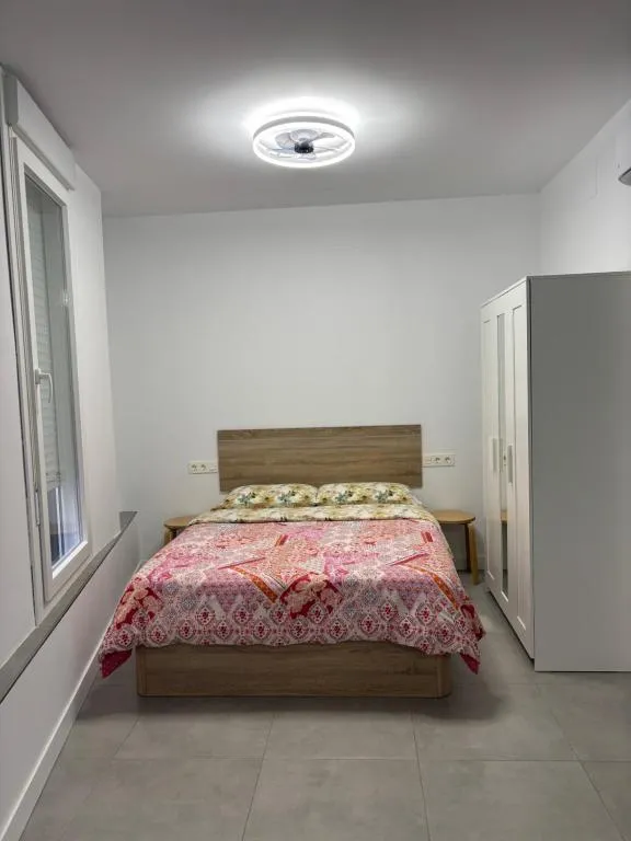 Image of Apartamento 1 a 10 caminando de la ESTACIÓN DE BUS Y TREN MARÍA ZAMBRANO