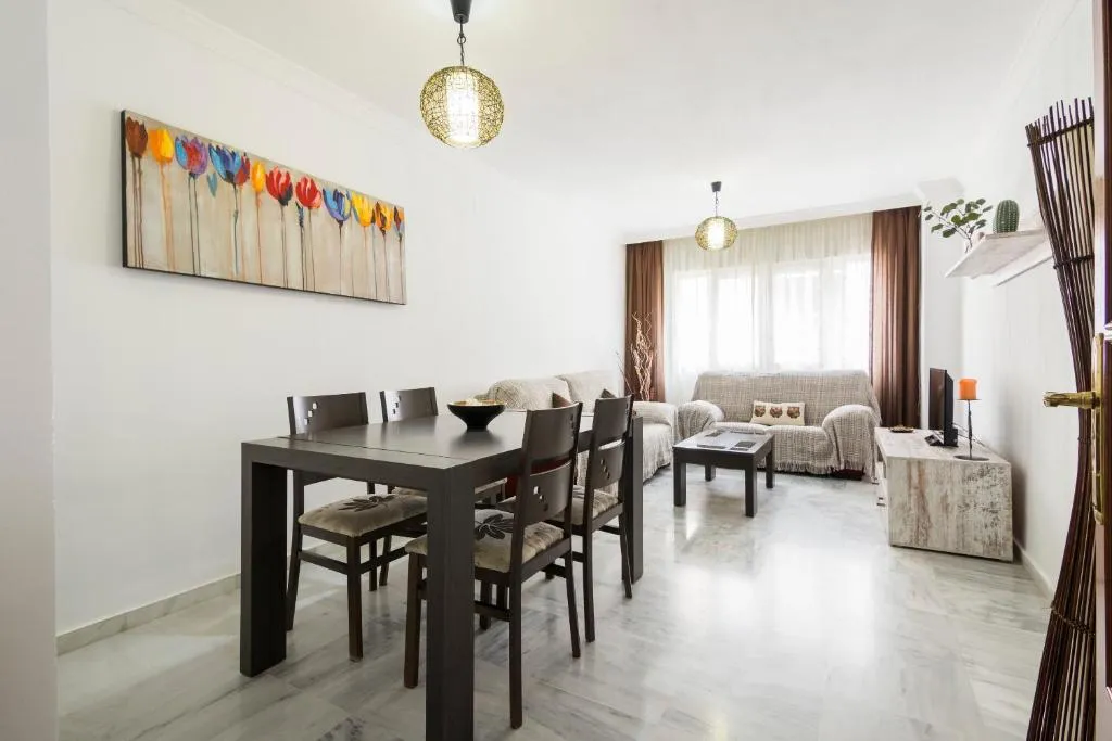Image of Apartamento Alaska 800 m de la Playa Parking Privado