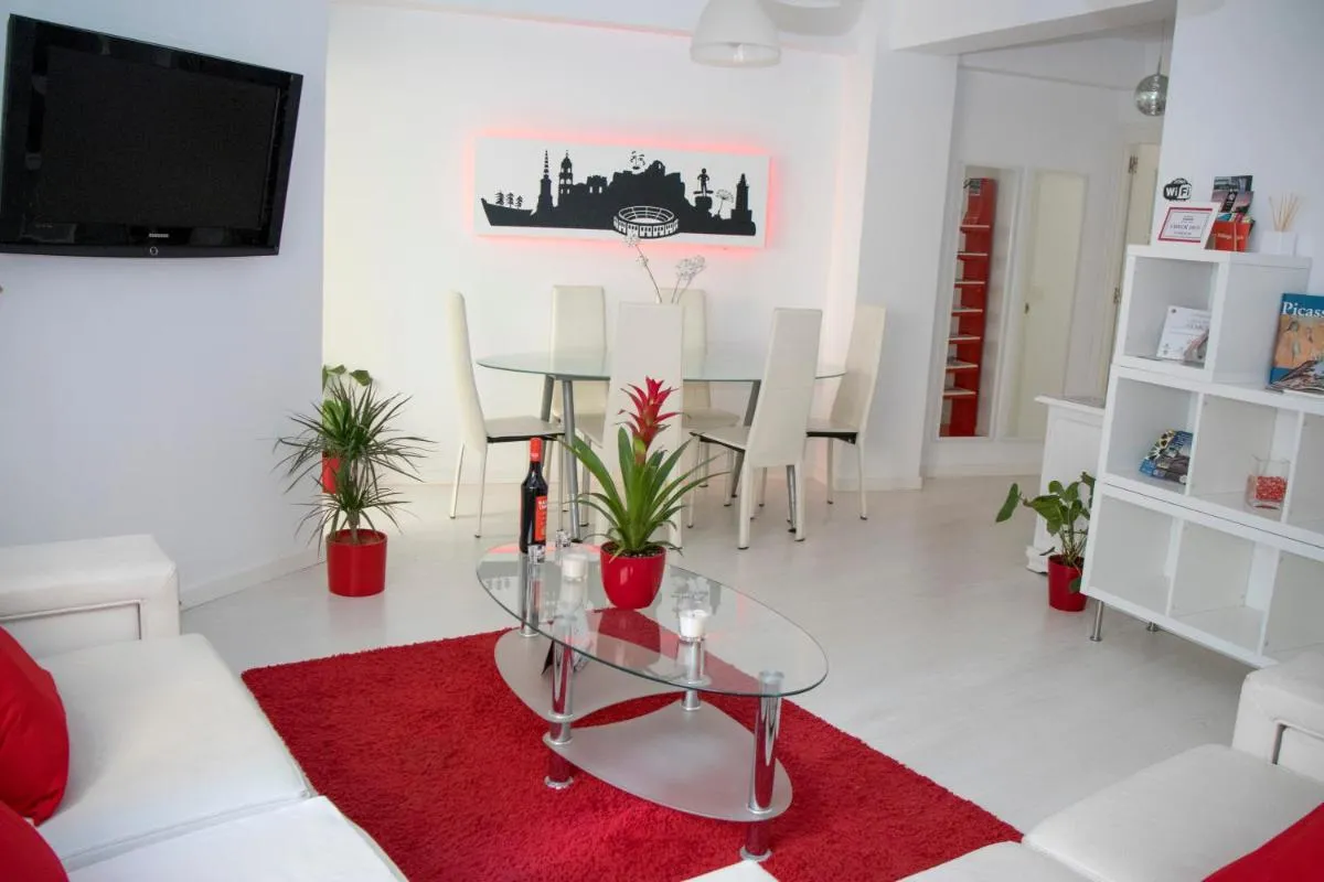 Image 4 of Apartamento E&R Málaga Centro- Parking gratis