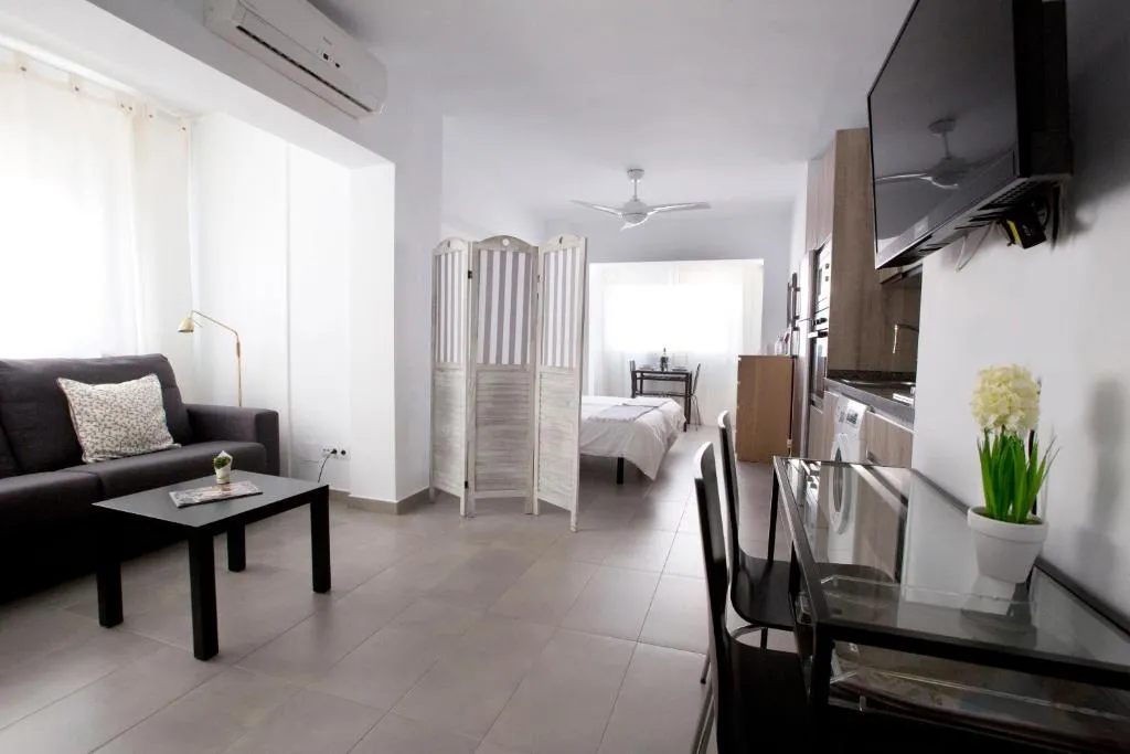 Image of Apartamento Malagueta Beach 10