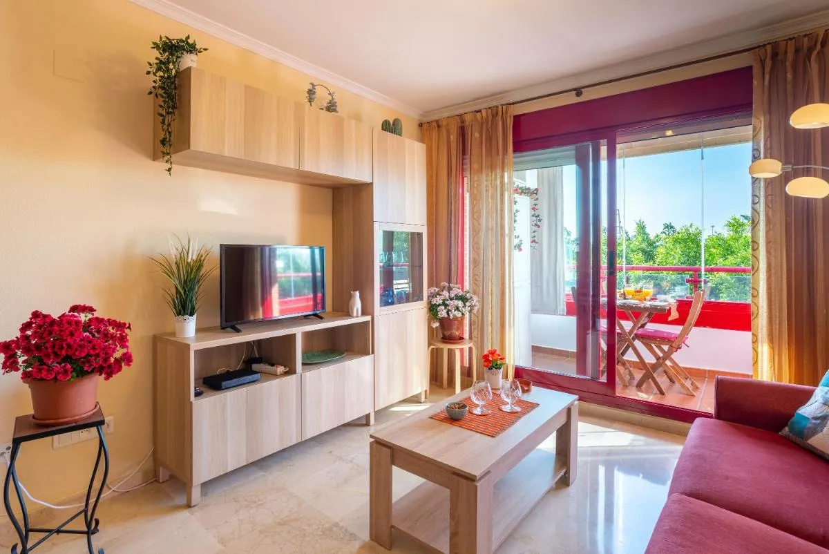 Image 1 of Apartamento con parking Puerto Nuevo 8