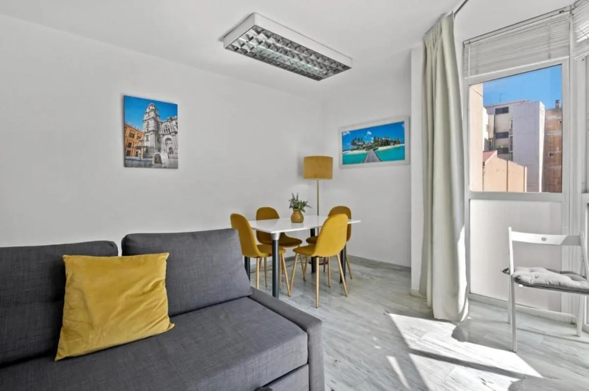 Image 1 of Apartamento luminoso cuarteles
