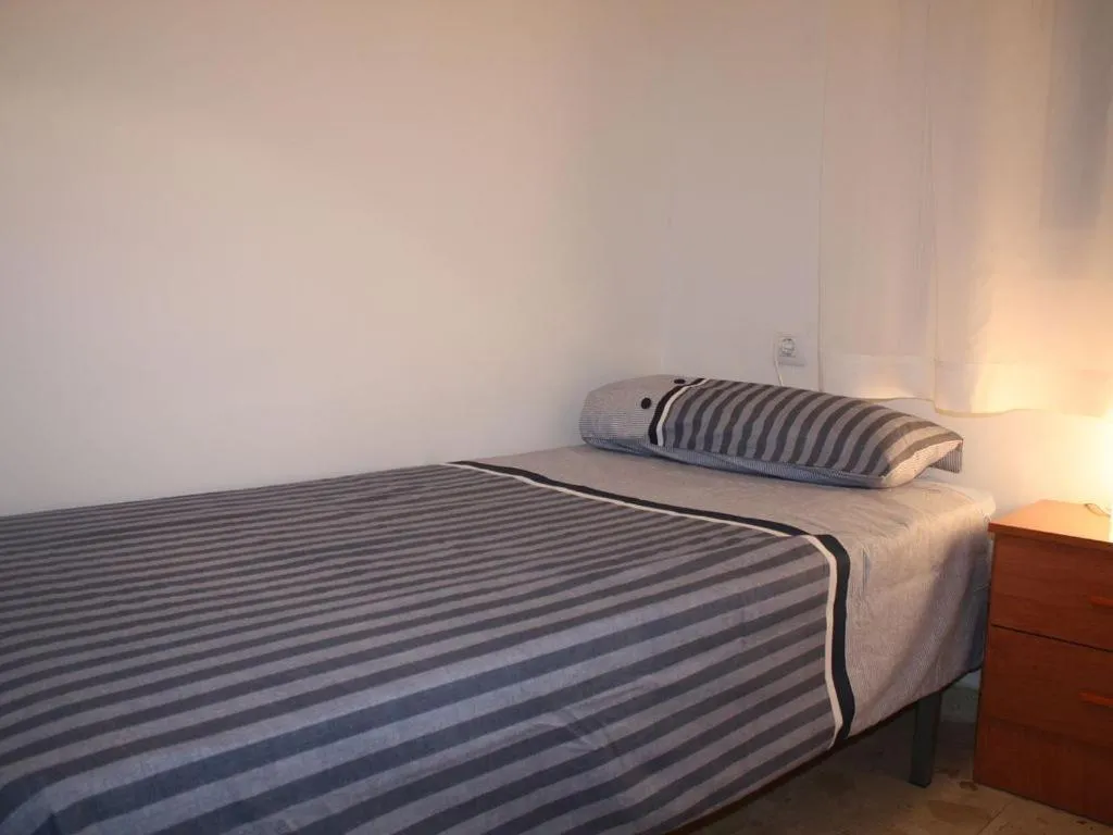 Image 2 of Apartamento moderno cerca del centro