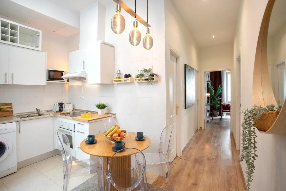 Image 1 of Apartamento reformado en Málaga centro by Rent Me
