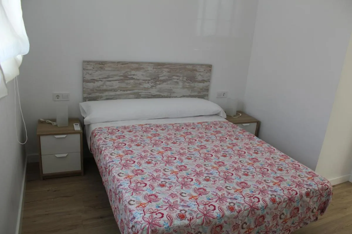 Image 6 of Apartamentos Angelita Plaza Beach