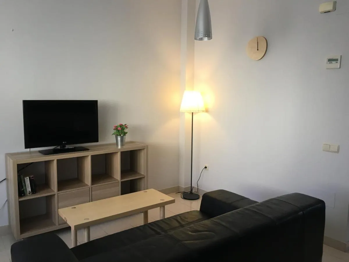 Image 1 of Apartamentos El Palo