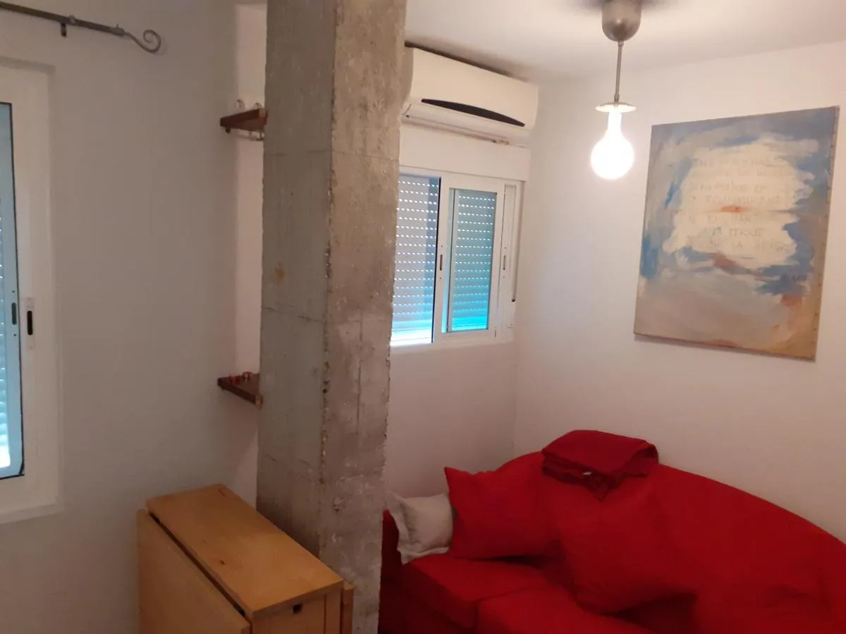 Image 5 of Apartamentos Málaga Centro Hernán Ruiz de 4 a 8 Personas