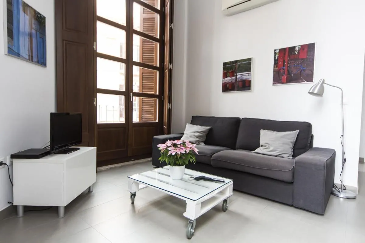 Image 3 of Apartamentos Málaga Picasso