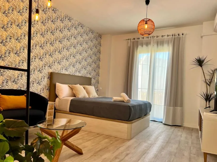 Image 3 of Apartment with Private Rooftop by Easytrip