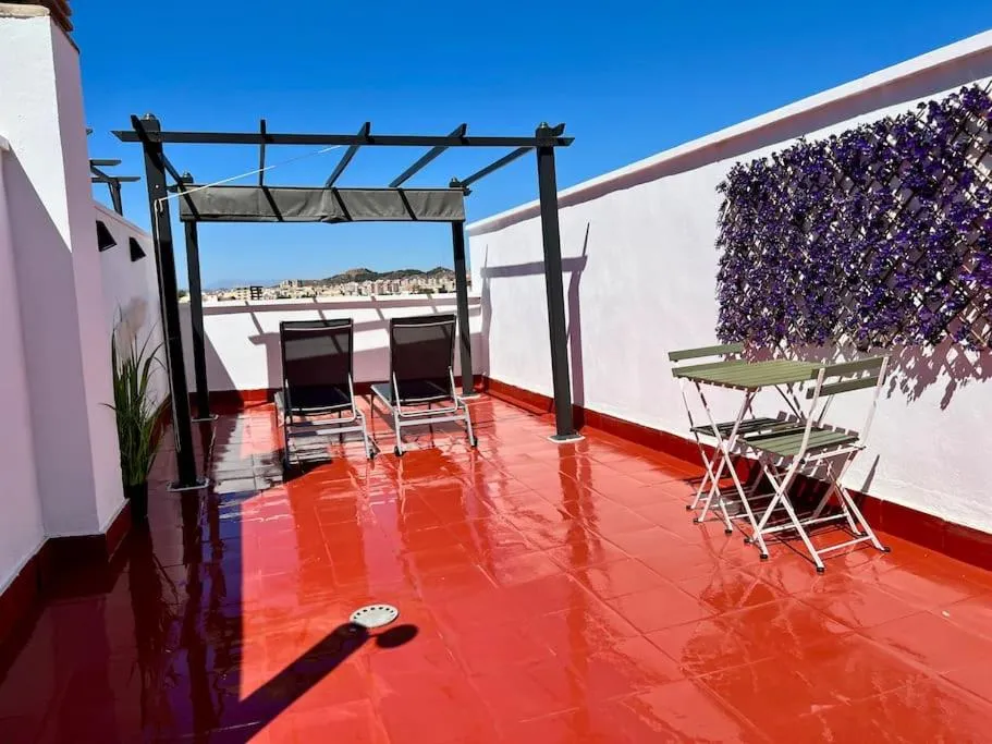 Image 4 of Apartment with Private Rooftop by Easytrip
