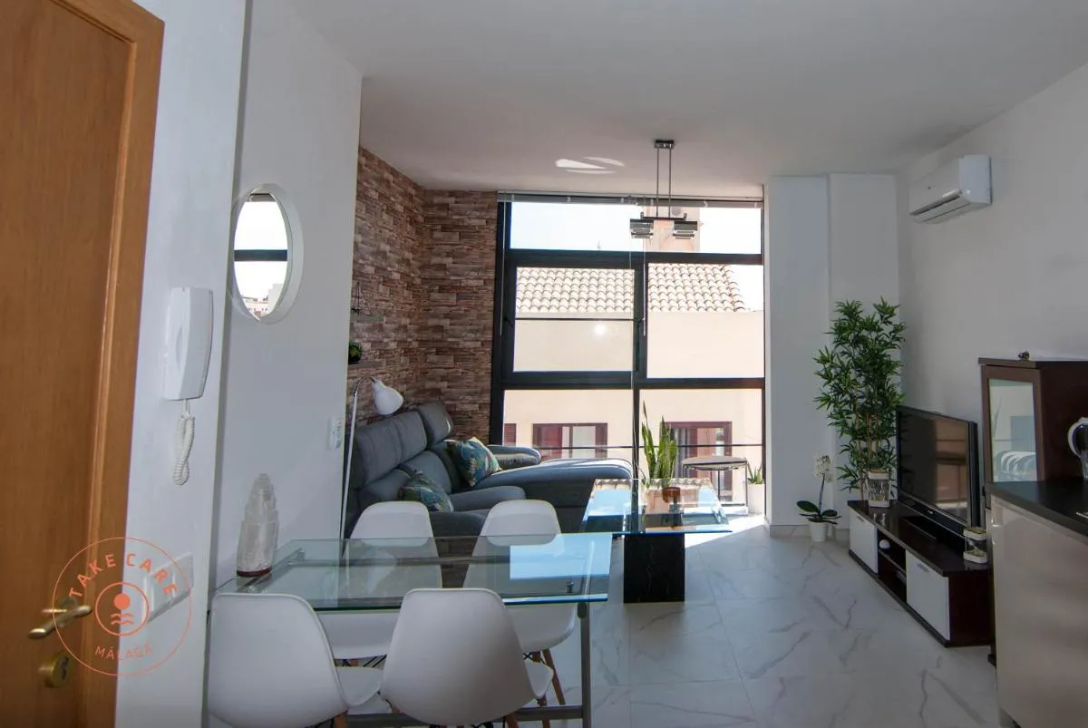 Image 2 of Apartment with terrace in Malaga Center – TCM