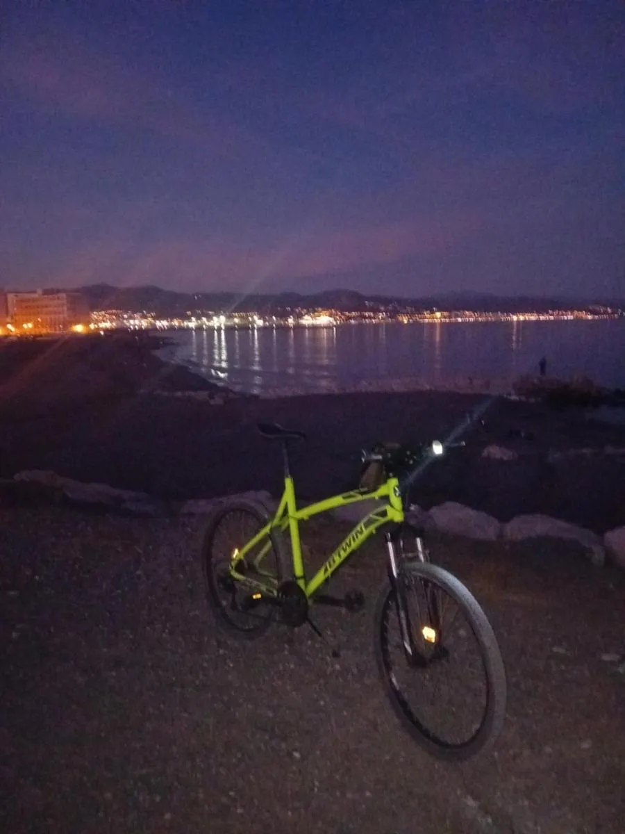 Image 1 of Apto a 5 min a pie de la playa