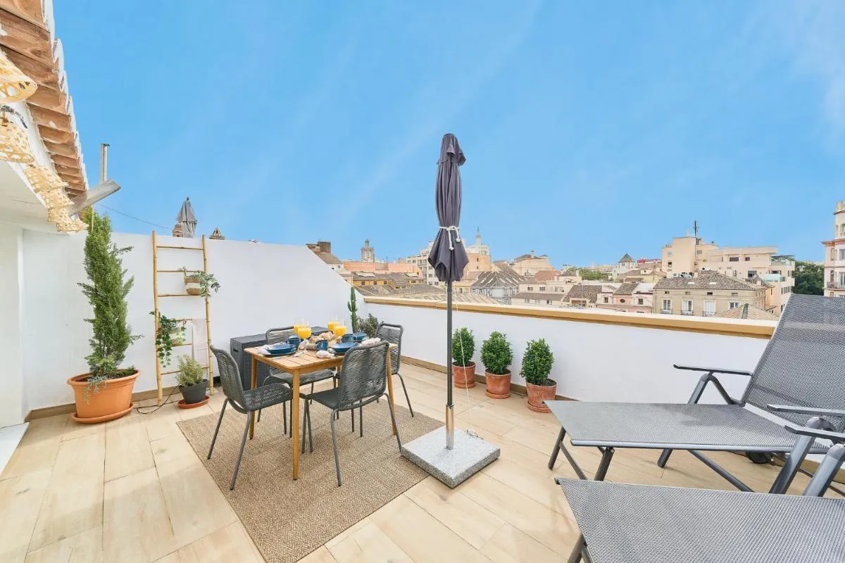 Image 5 of Atarazanas Penthouse by Lovely Rentals