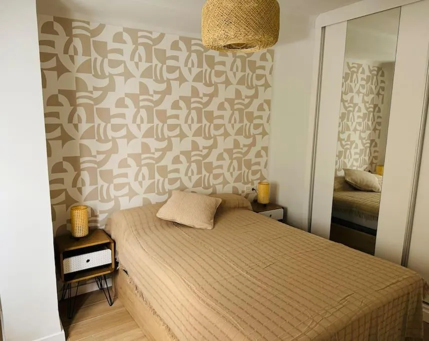 Image 1 of BeHappy Huerto del Conde -Centro