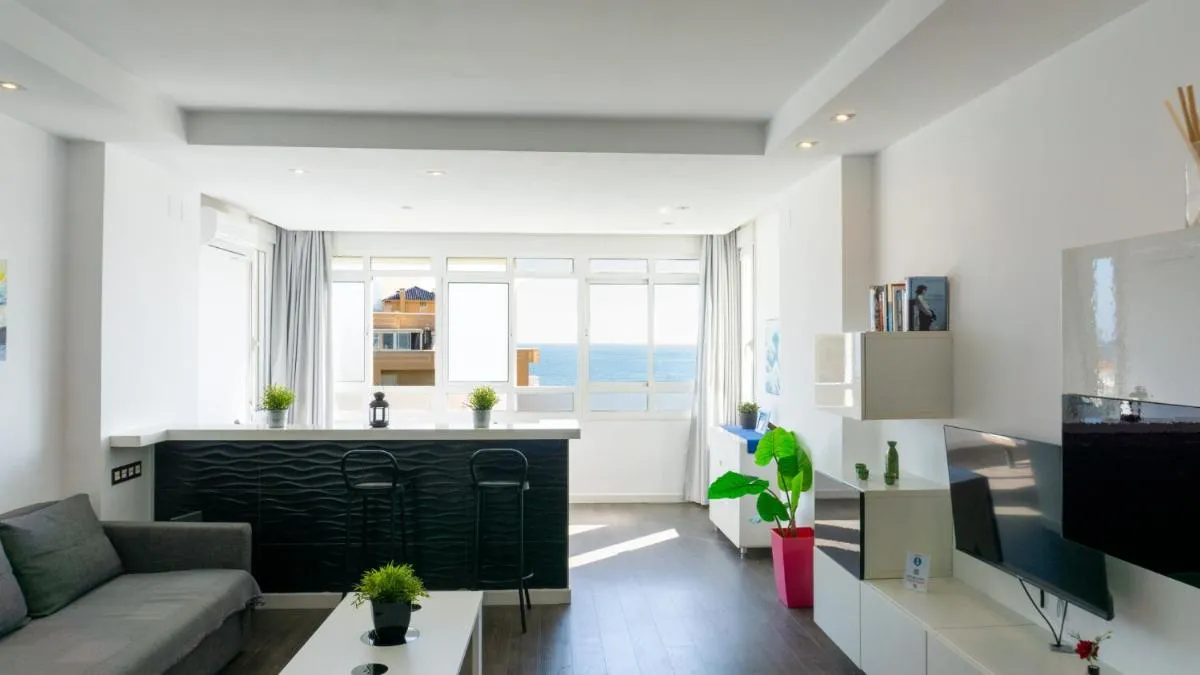Image 4 of Beach Apartment Guadalmar
