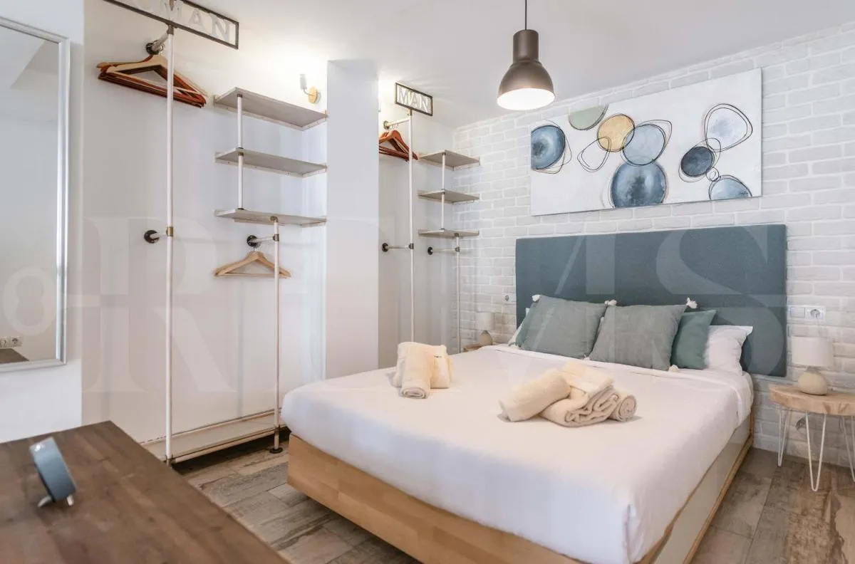 Image 4 of Bright duplex loft next to the city center by REMS