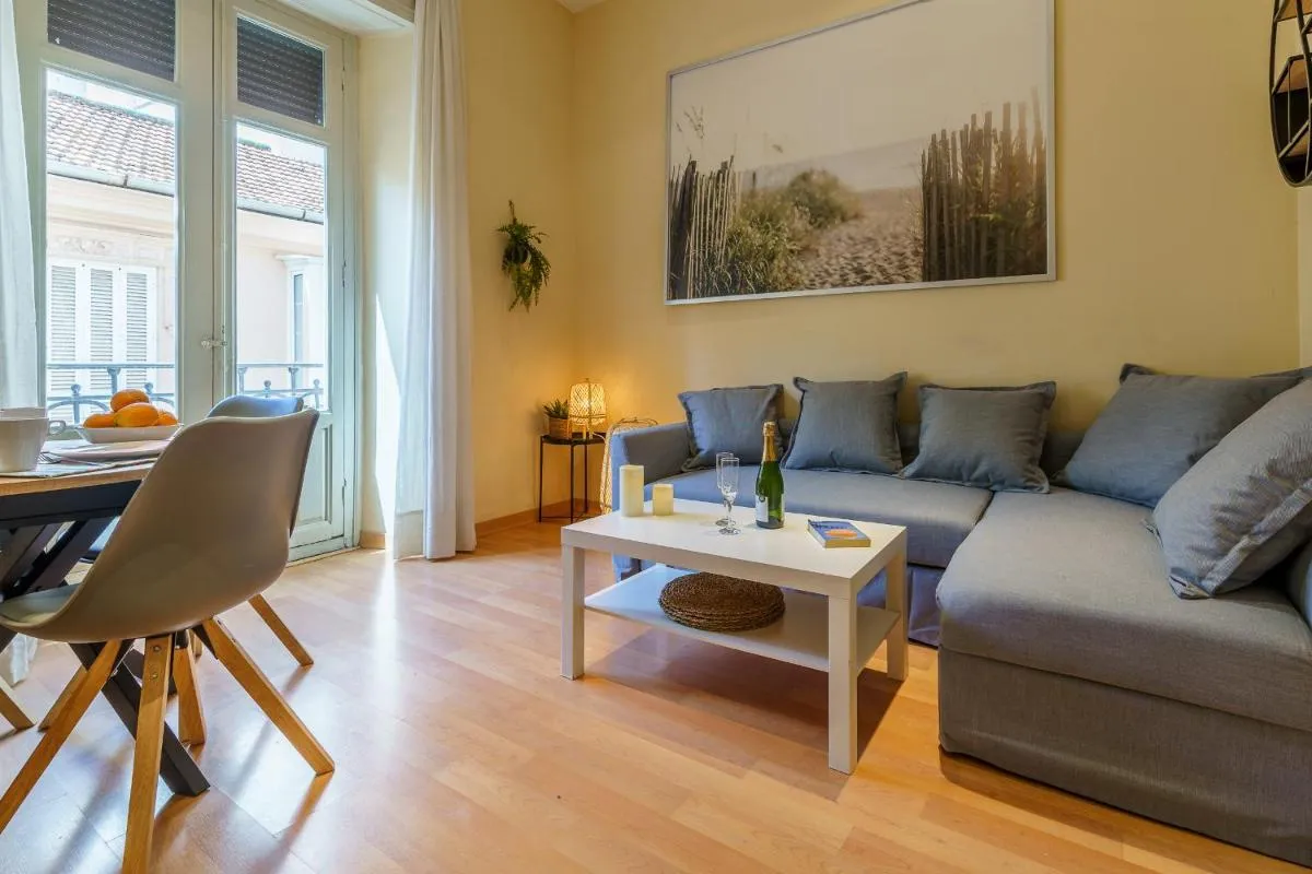 Image 6 of Bright two-bedroom apartment in the historic center
