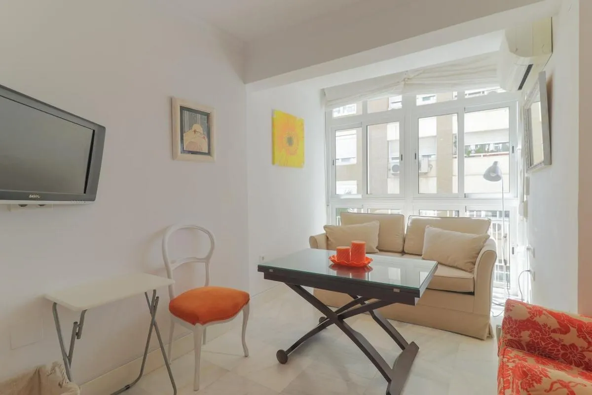 Image 3 of C1 – Seaside Malagueta Central Apartment
