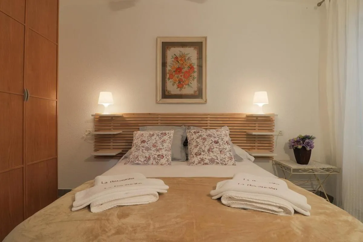 Image 3 of C52 – Seaside 2 Bedrooms By the Center