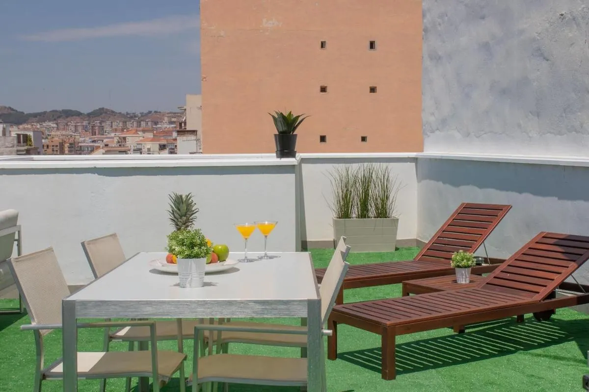 Image 2 of C56 – Studio with amazing terrace in the centre