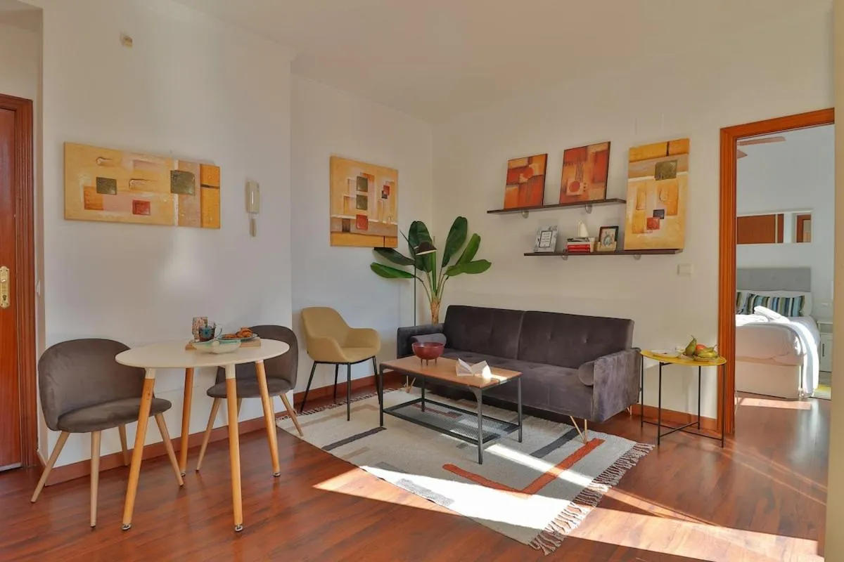 Image 5 of C61 – Brand New One Bedroom Cathedral Views
