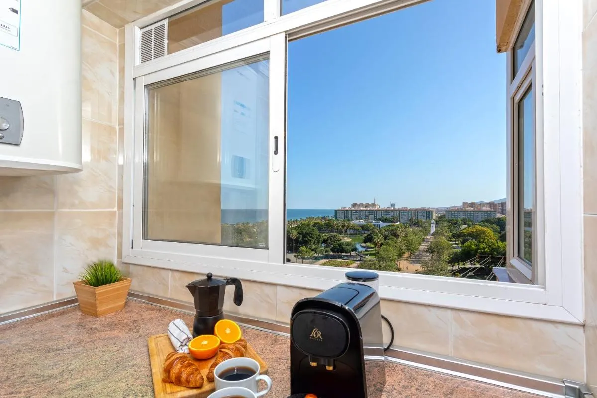 Image 1 of CITY CENTER AND NEXT TO THE BEACH 3 BEDROOMs