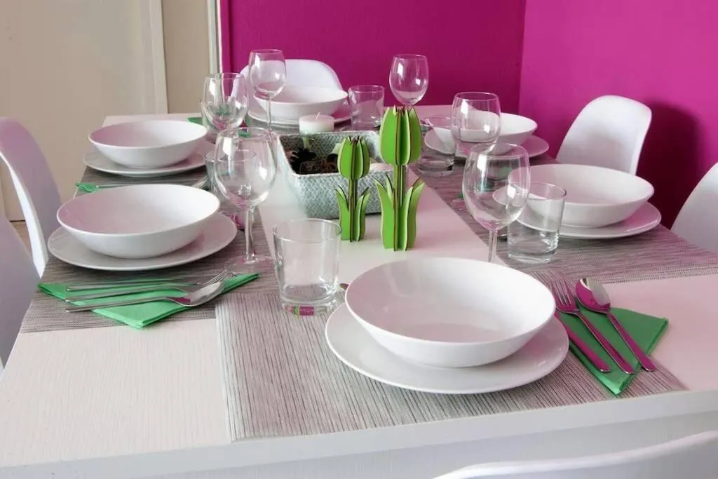 Image 1 of CITY CENTER BIG APARTMENT-FAMILY & FRIENDS-5 Beds