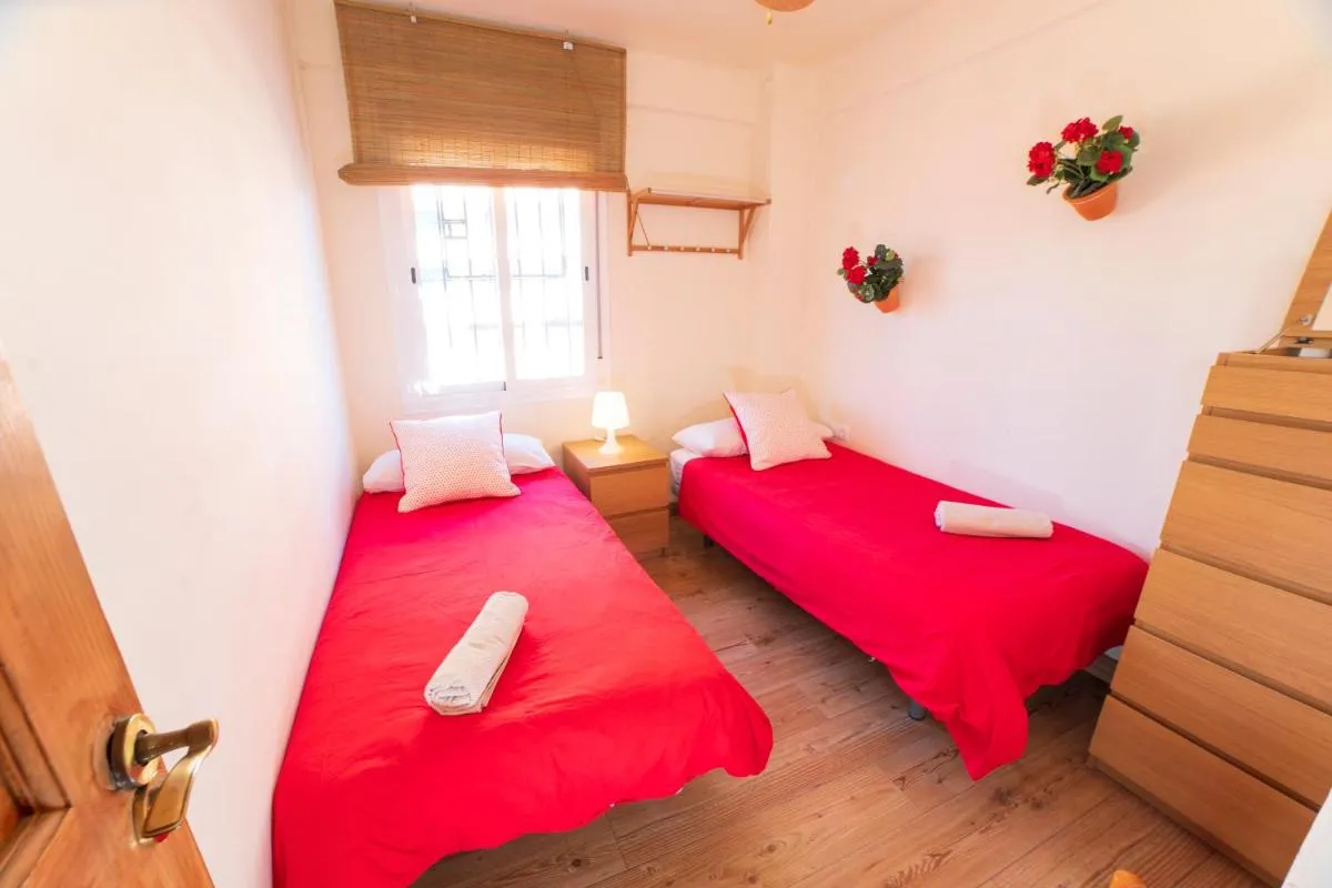 Image 4 of CITY CENTER NEXT TO THE BEACH 2 BEDROOMs APARTMENT