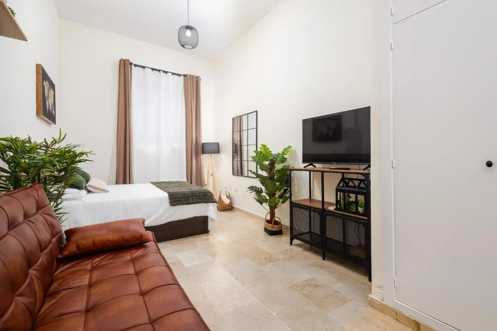 Image of Central Studio Apartment