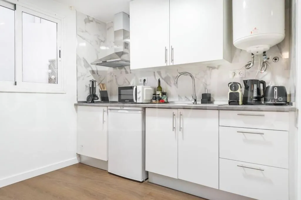 Image 4 of Central apartment with private patio by REMS