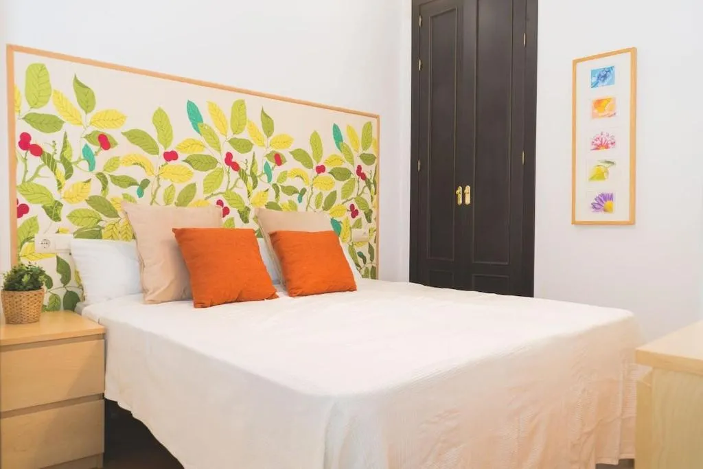 Image of Céntrico Apartamento en Calle Carreteria – Malaga